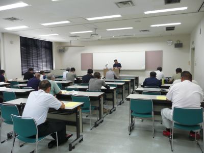 7／26 壁装・防炎業務講習会開催